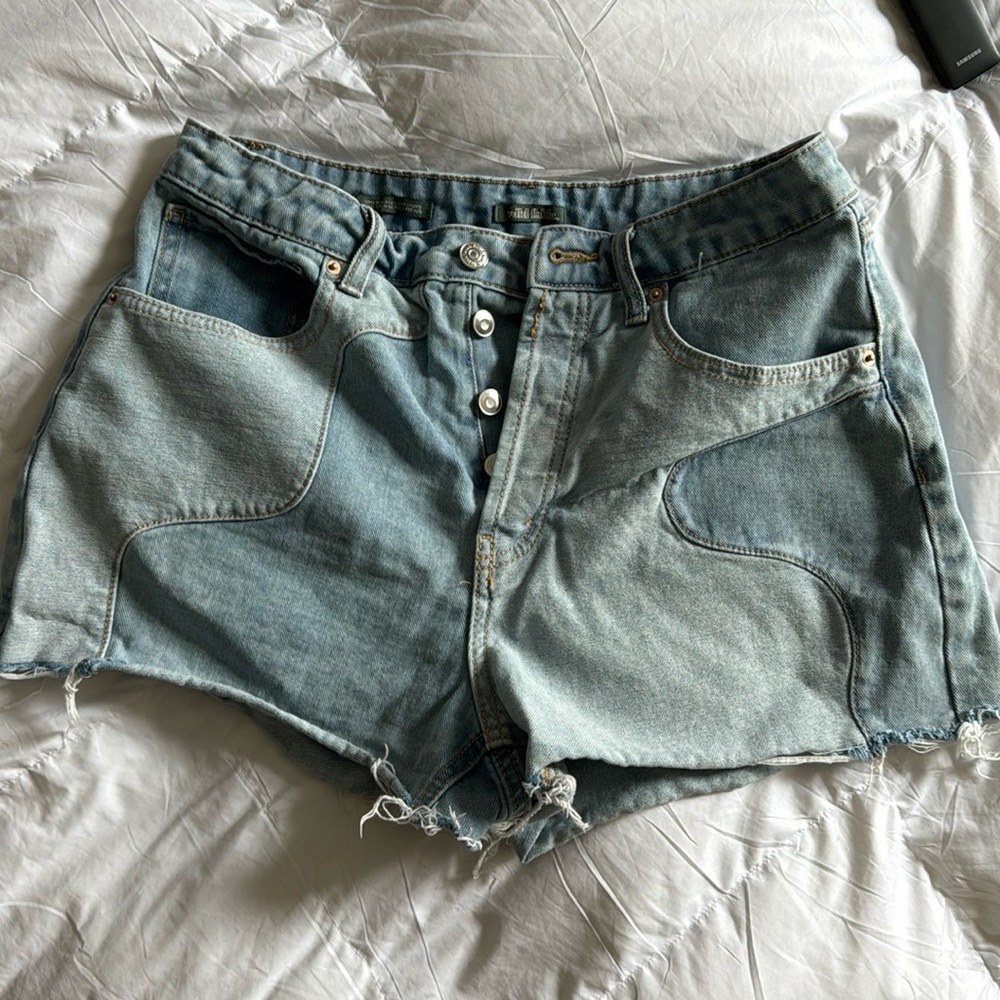 Wild fable jorts!